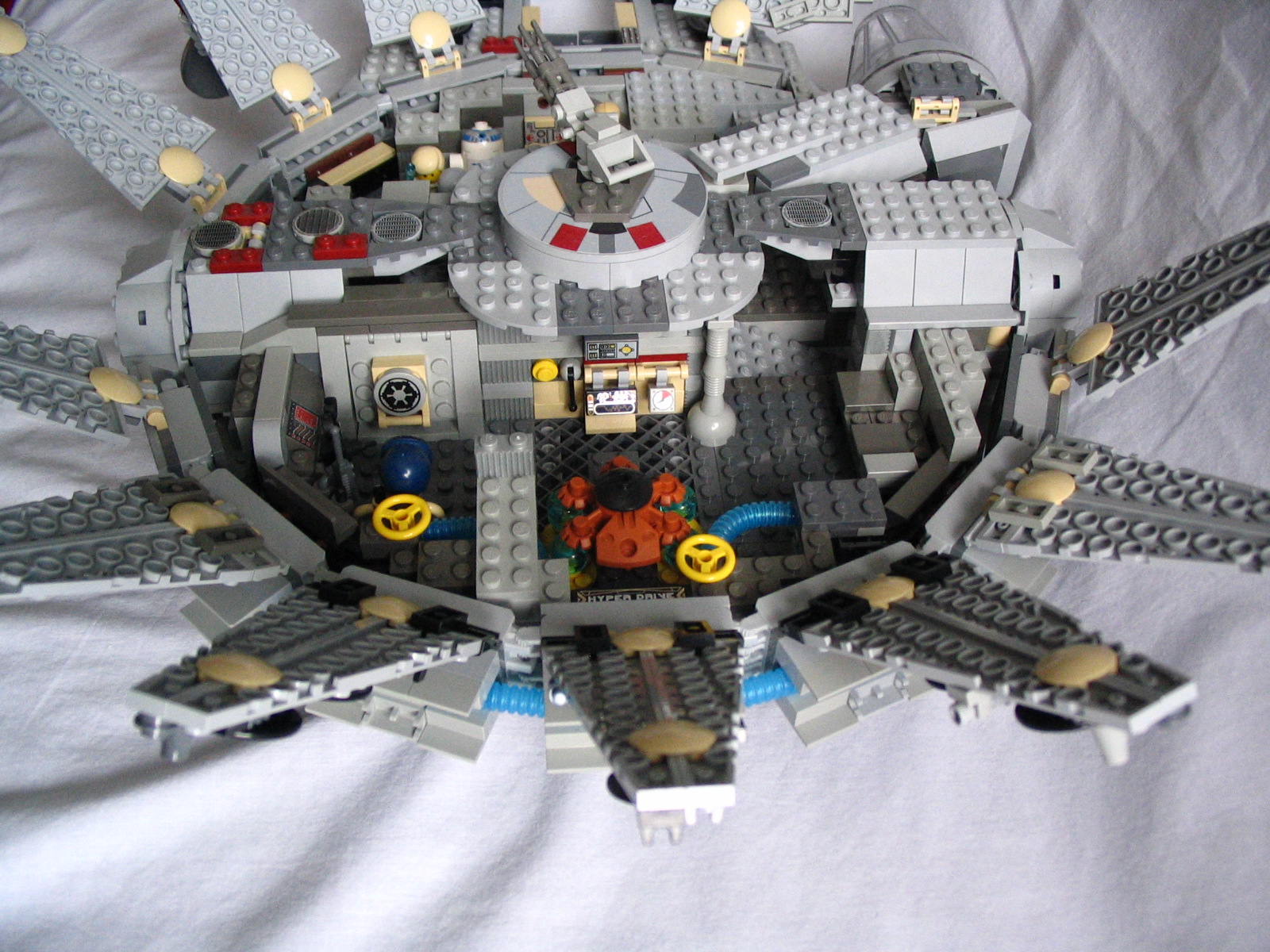 118_mil_falcon.jpg