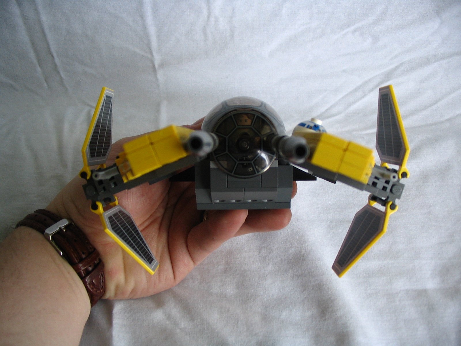 114_jedi_starfighter.jpg