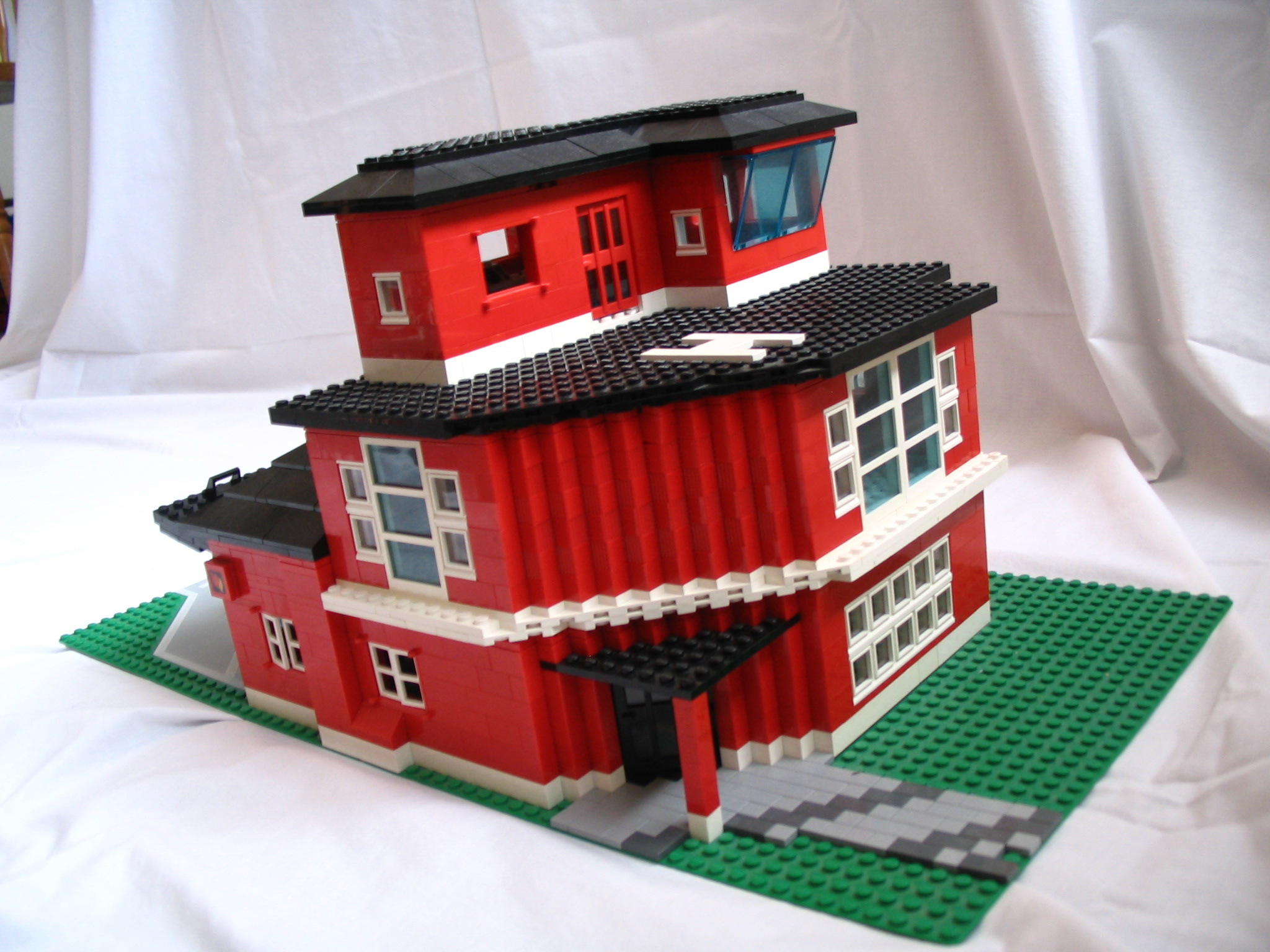 105_fire_house.jpg