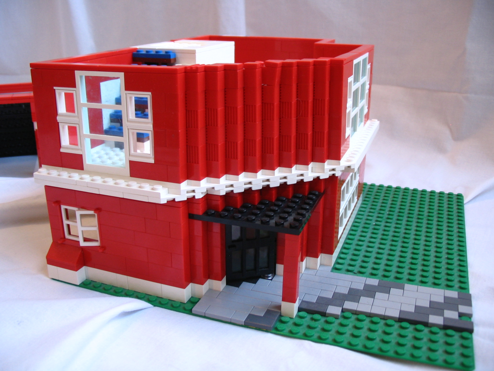 120_fire_house.jpg