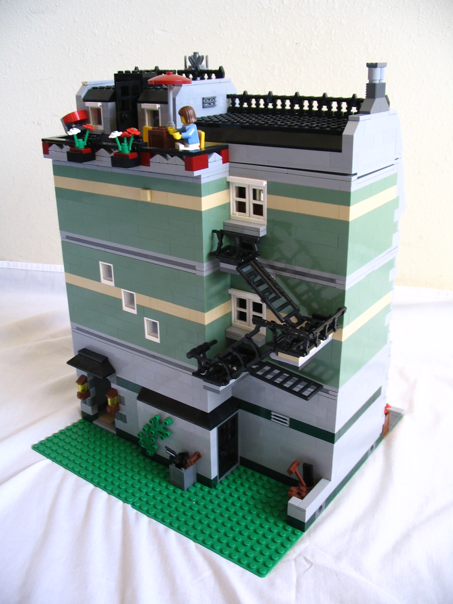 104_furnished_green_grocer.jpg