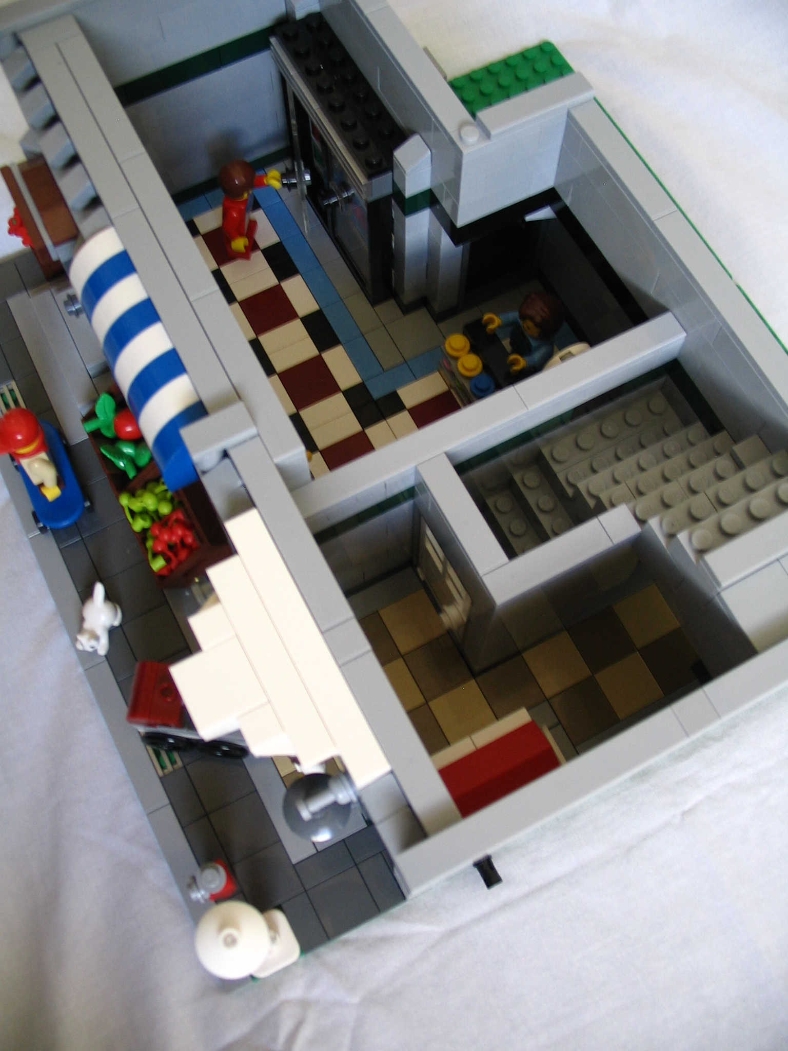 107_furnished_green_grocer.jpg