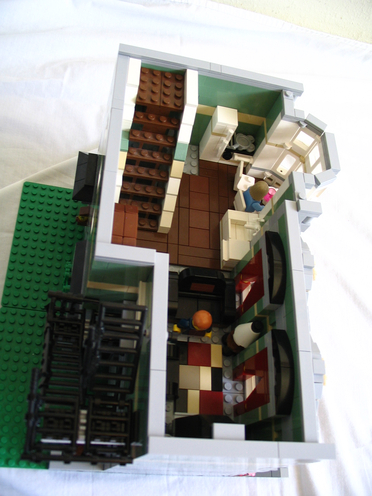 110_furnished_green_grocer.jpg