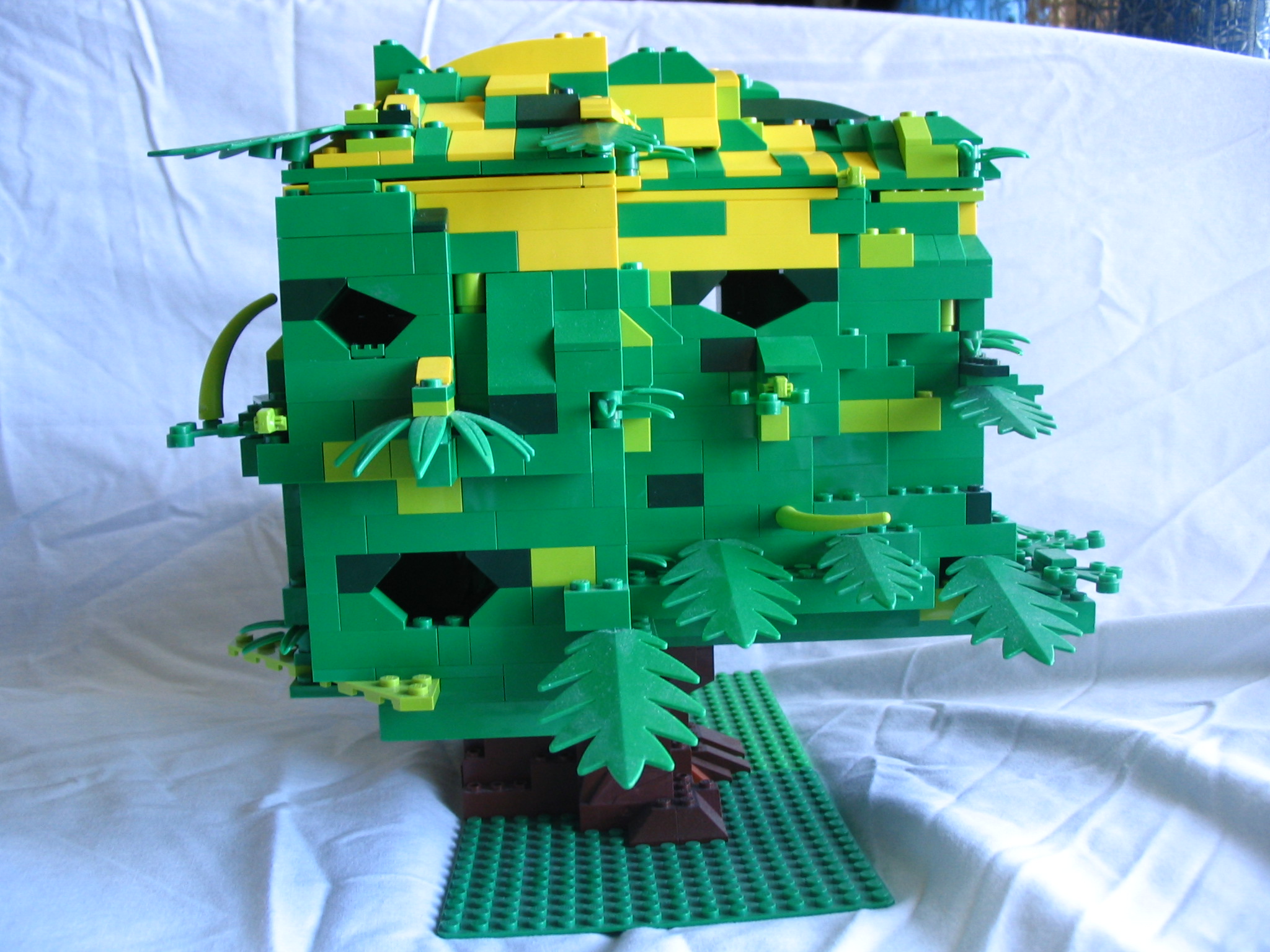 102_tree_house.jpg