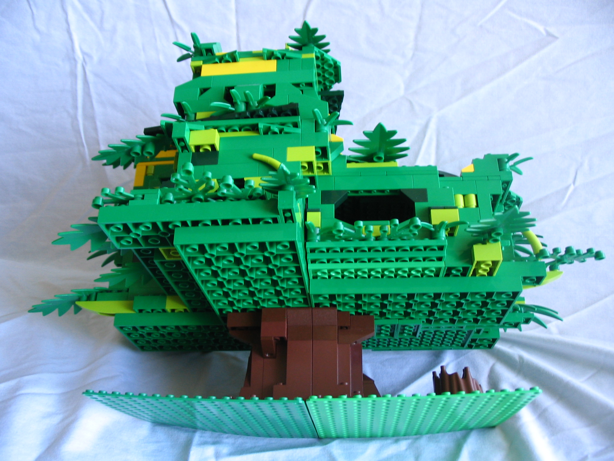 132_tree_house.jpg