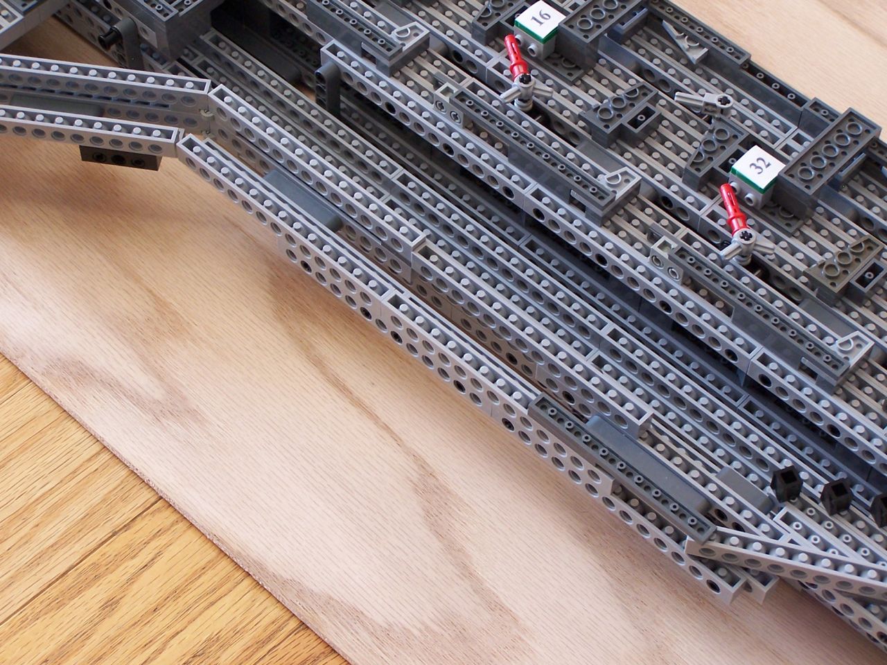 chutedetail2.jpg.jpg