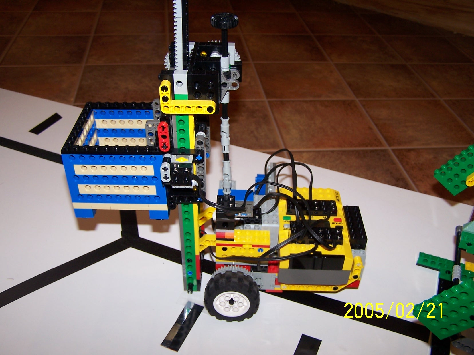 forklift1.jpg