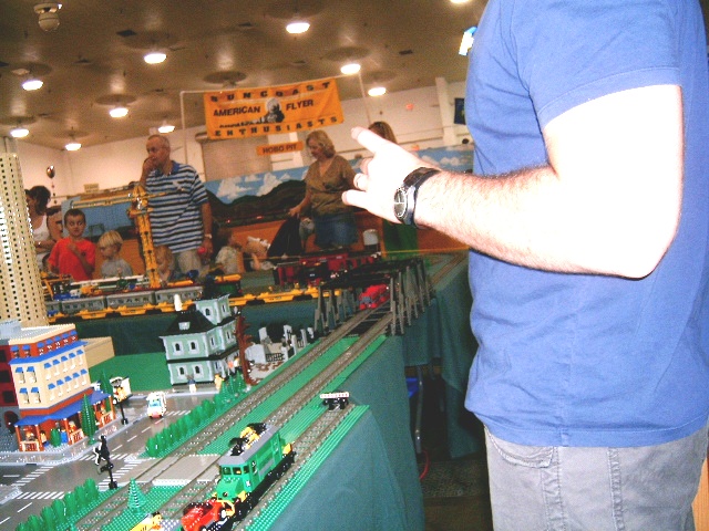 space_train_towards_downtown.jpg
