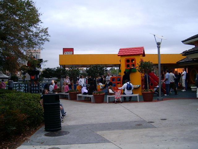 lic_duplo_playground.jpg