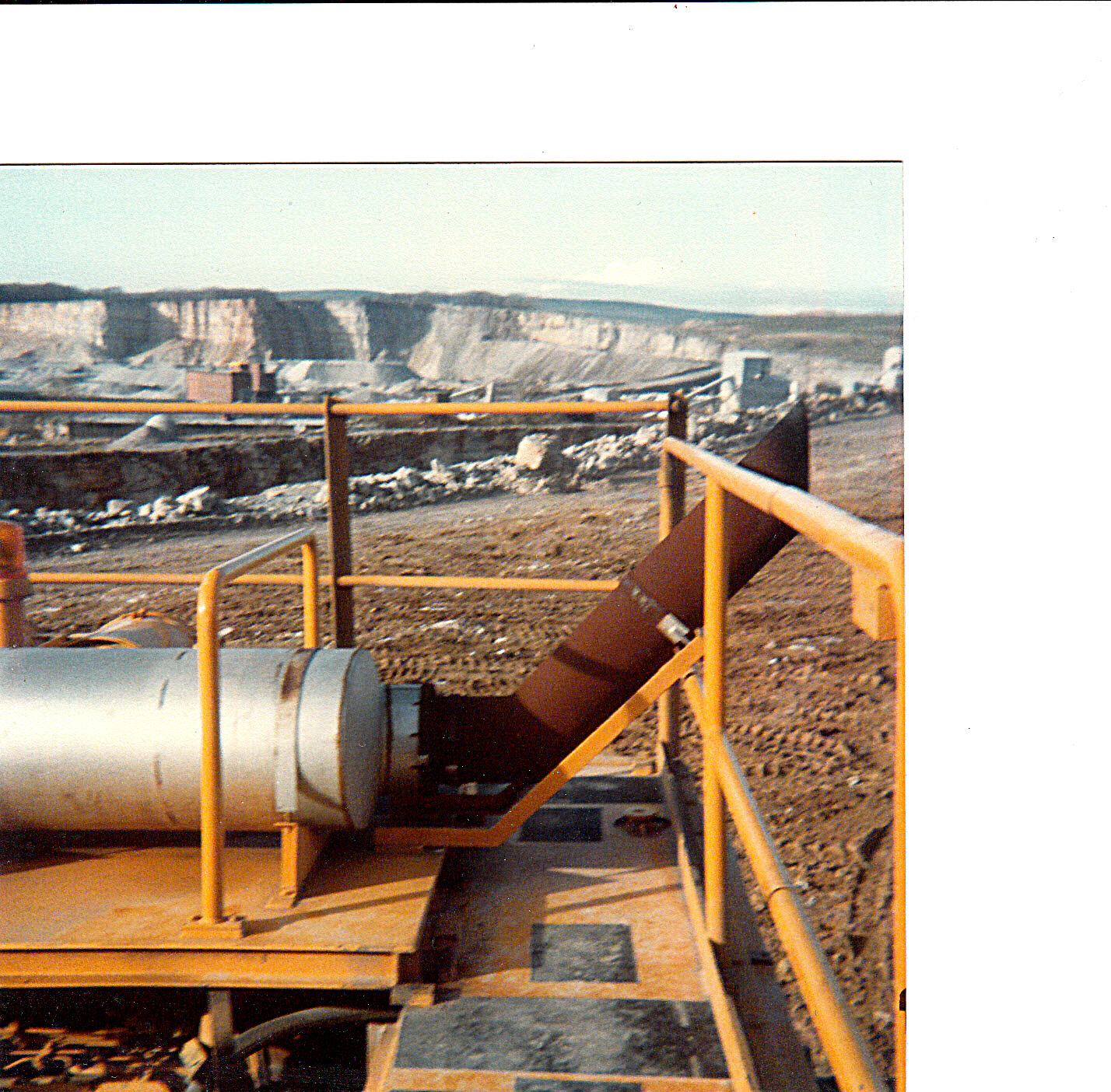 i.c.i._demag-tunstead-qurry.jpg