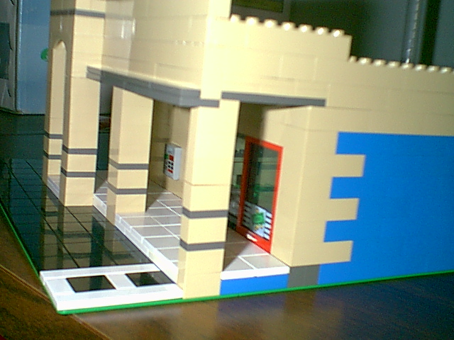 stripmallbank03.jpg