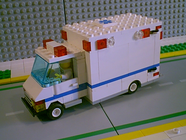 ambulance01.jpg