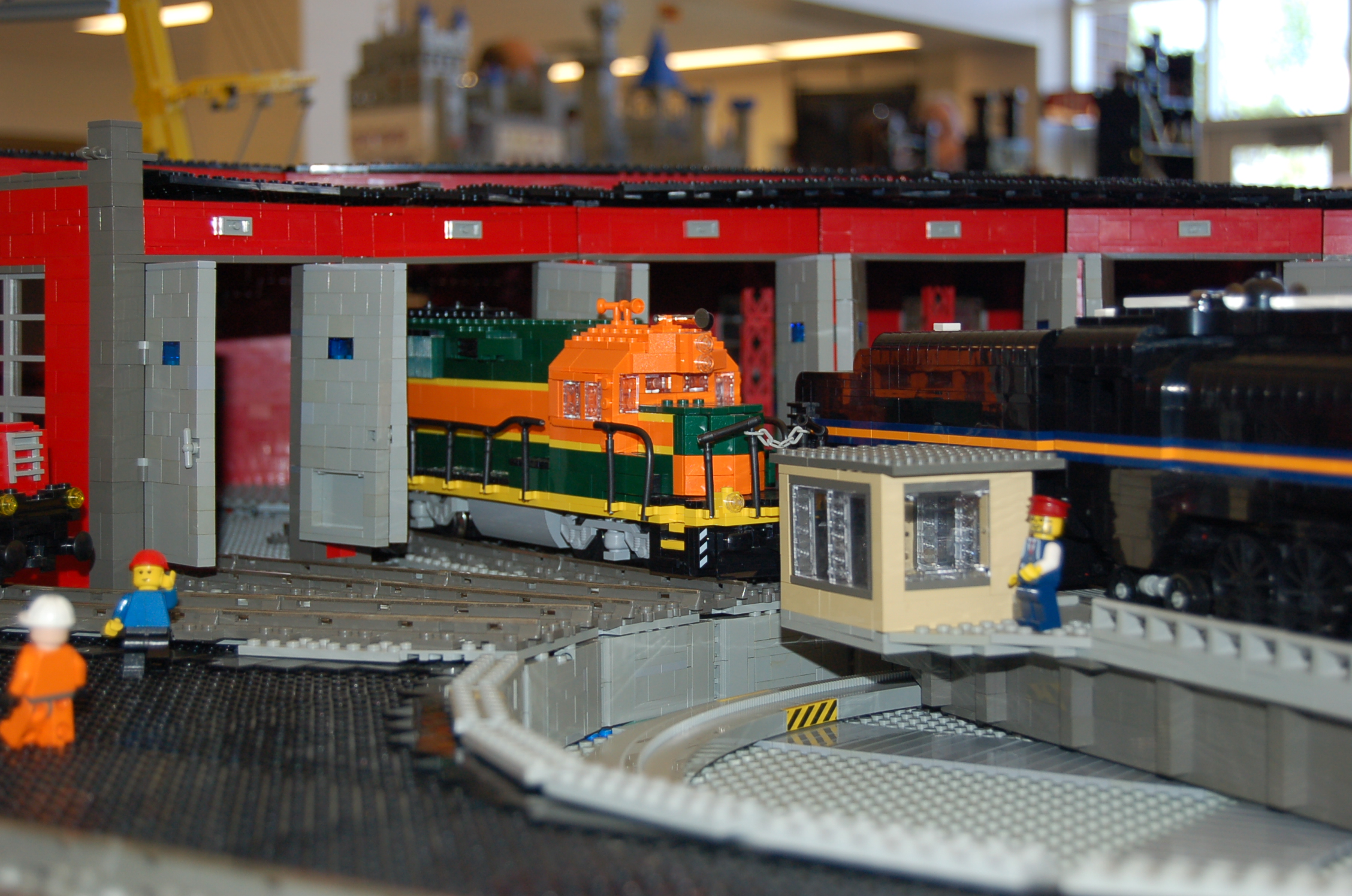 roundhouse04.jpg