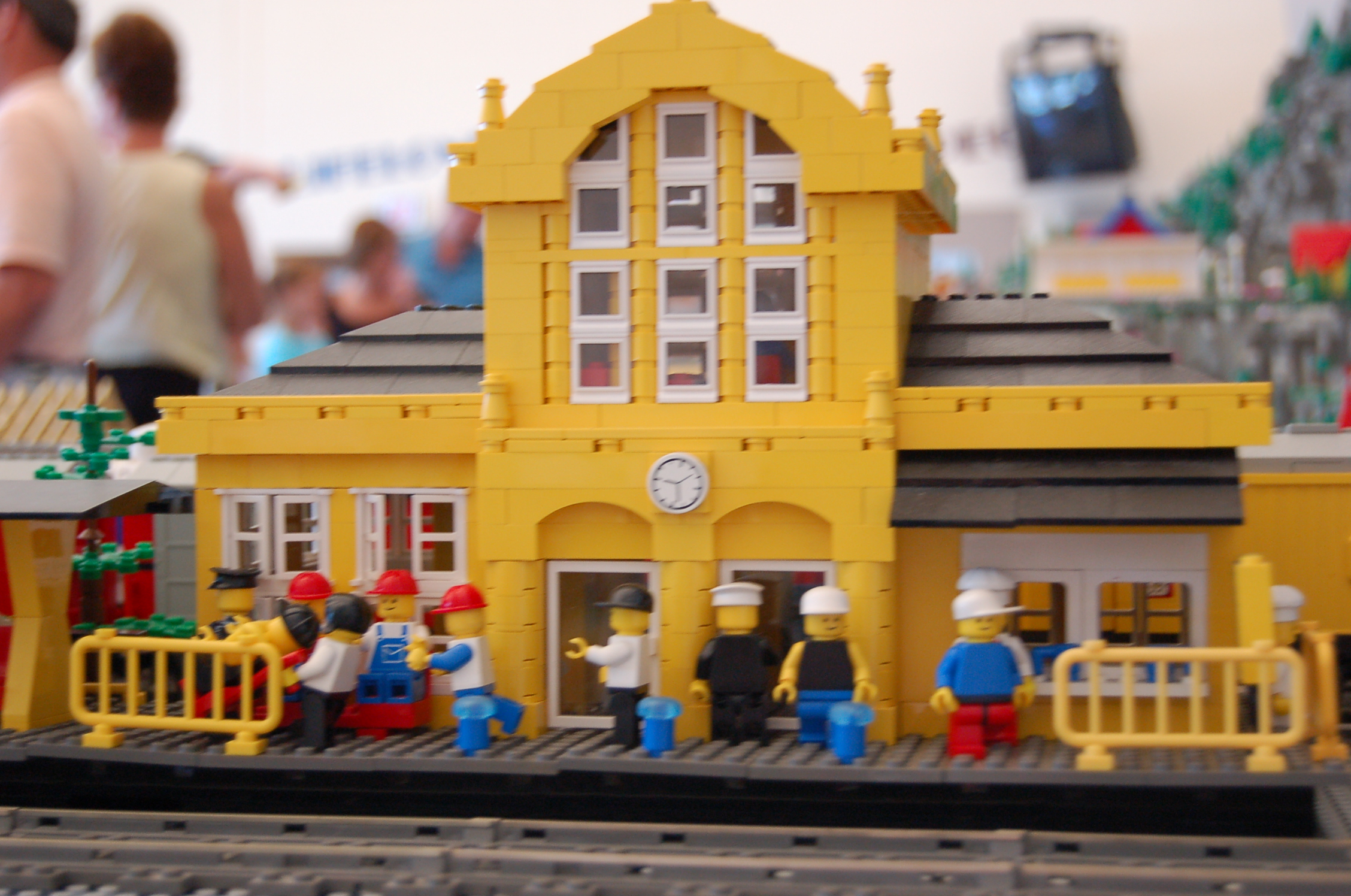 trainstation.jpg