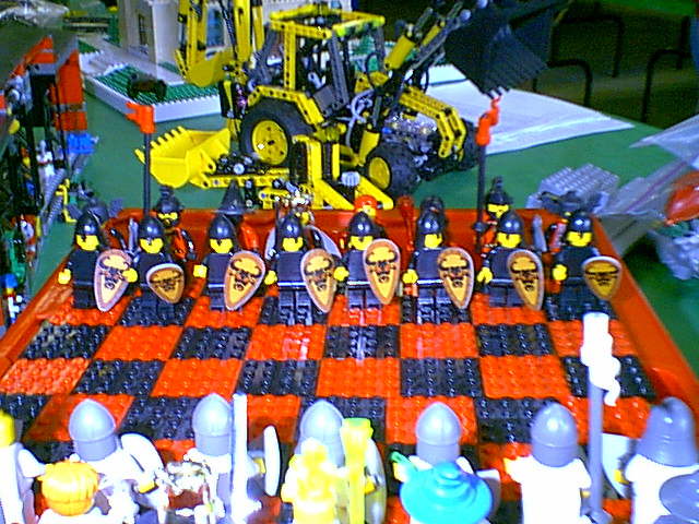 chessset02.jpg