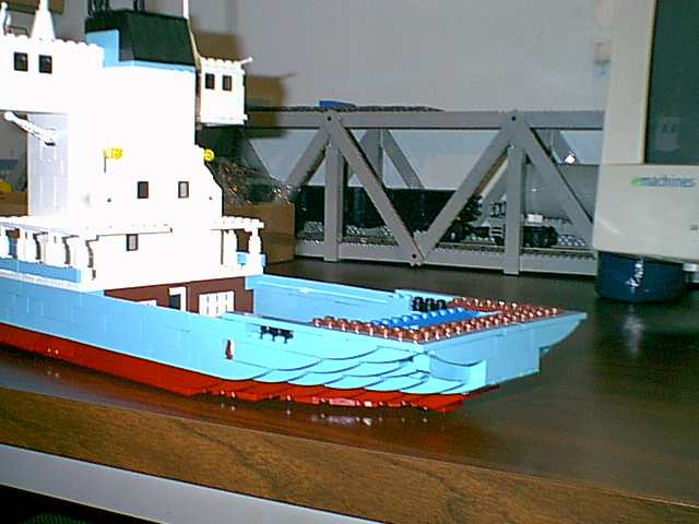 maersk04.jpg