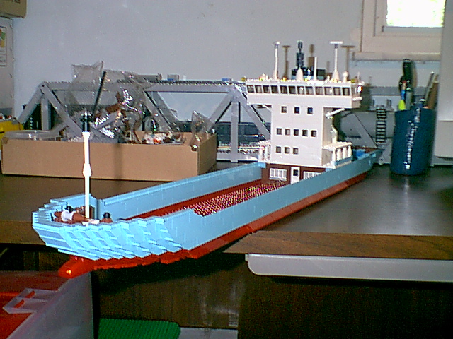 maersk08.jpg