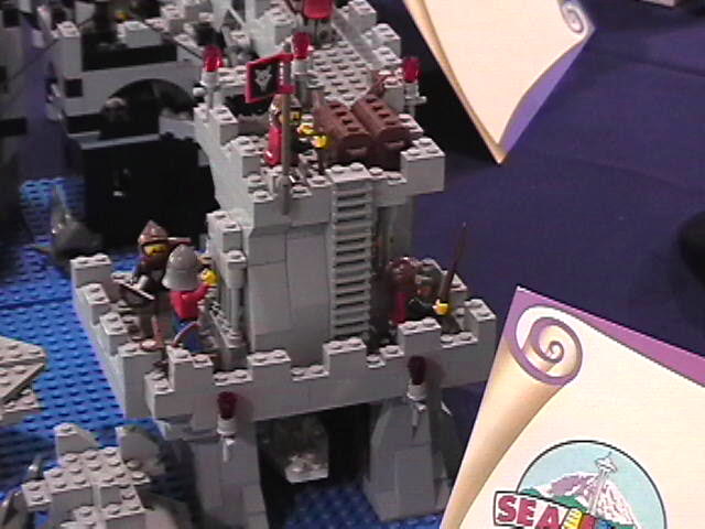 moc_castle-002.jpg