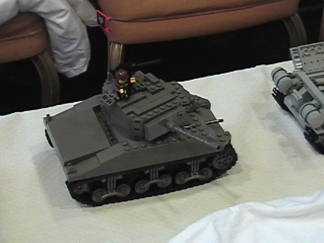 moc_tanks-000.jpg