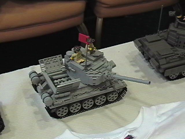 moc_tanks-043.jpg