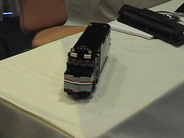 moc_trains-002.jpg