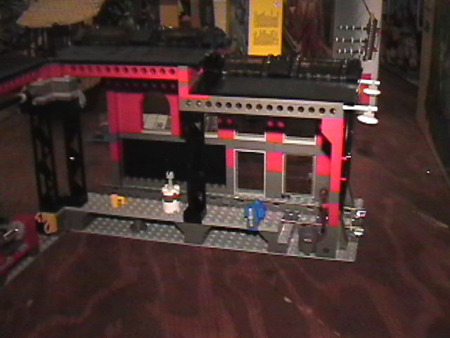 brickswest2003_0082.jpg