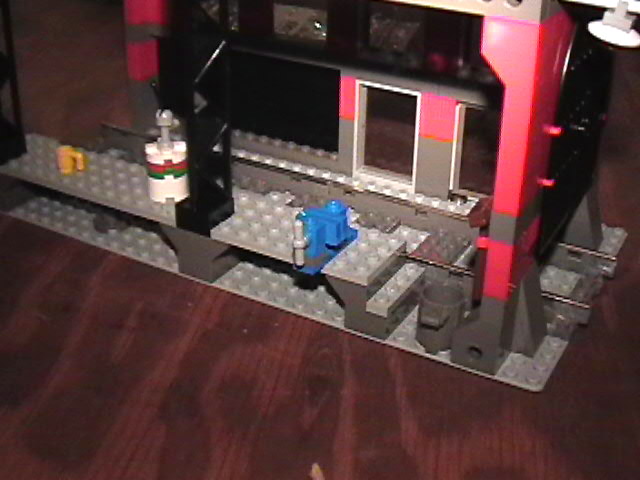 brickswest2003_0083.jpg