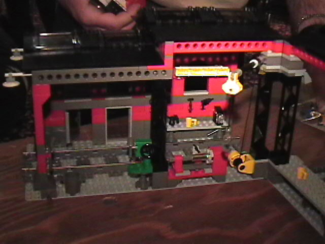brickswest2003_0086.jpg