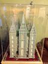 lego-mormon-temple-02.jpg