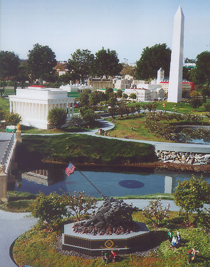legoland1dc01.jpg