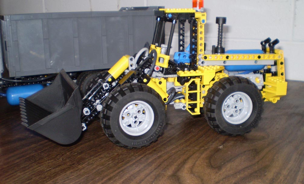 loader_2.jpg