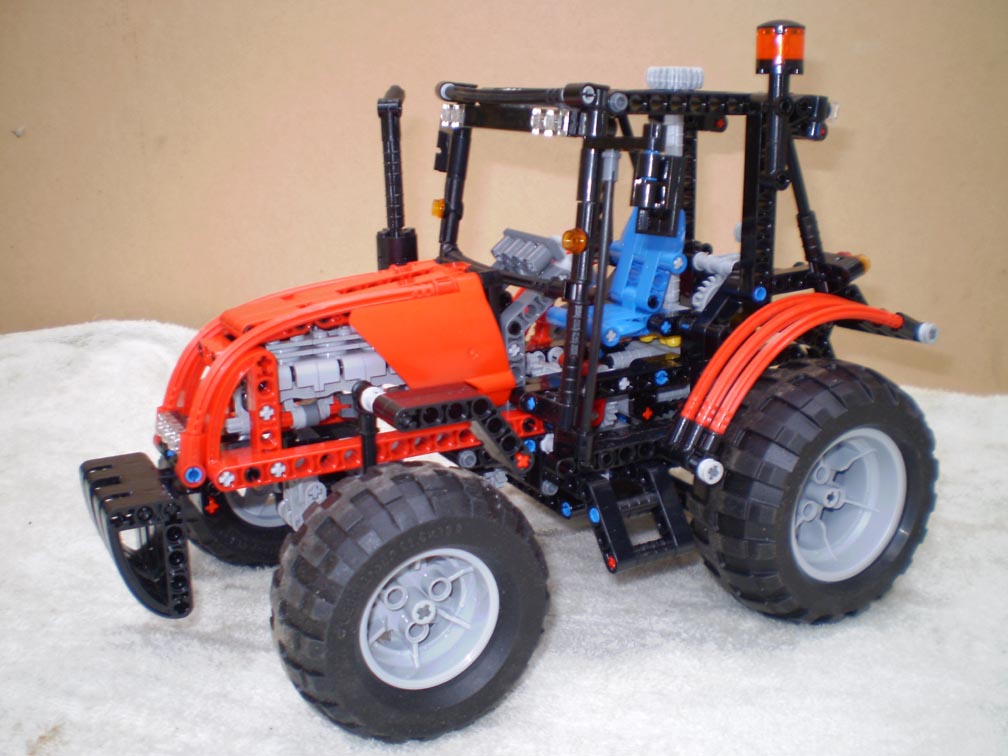 tractor_red_1.jpg