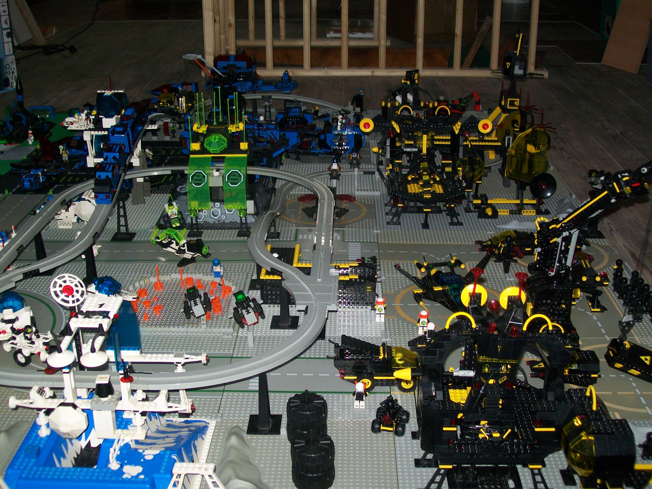 base-lego-espace-guillaume-david_vuedistante_02.jpg