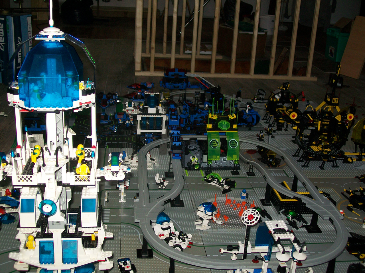 base-lego-espace-guillaume-david_vuedistante_03.jpg