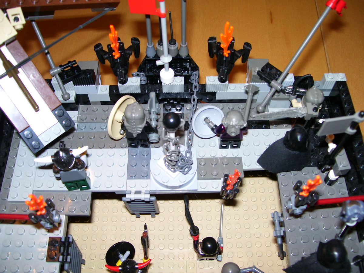 dark_castle_legos_007.jpg