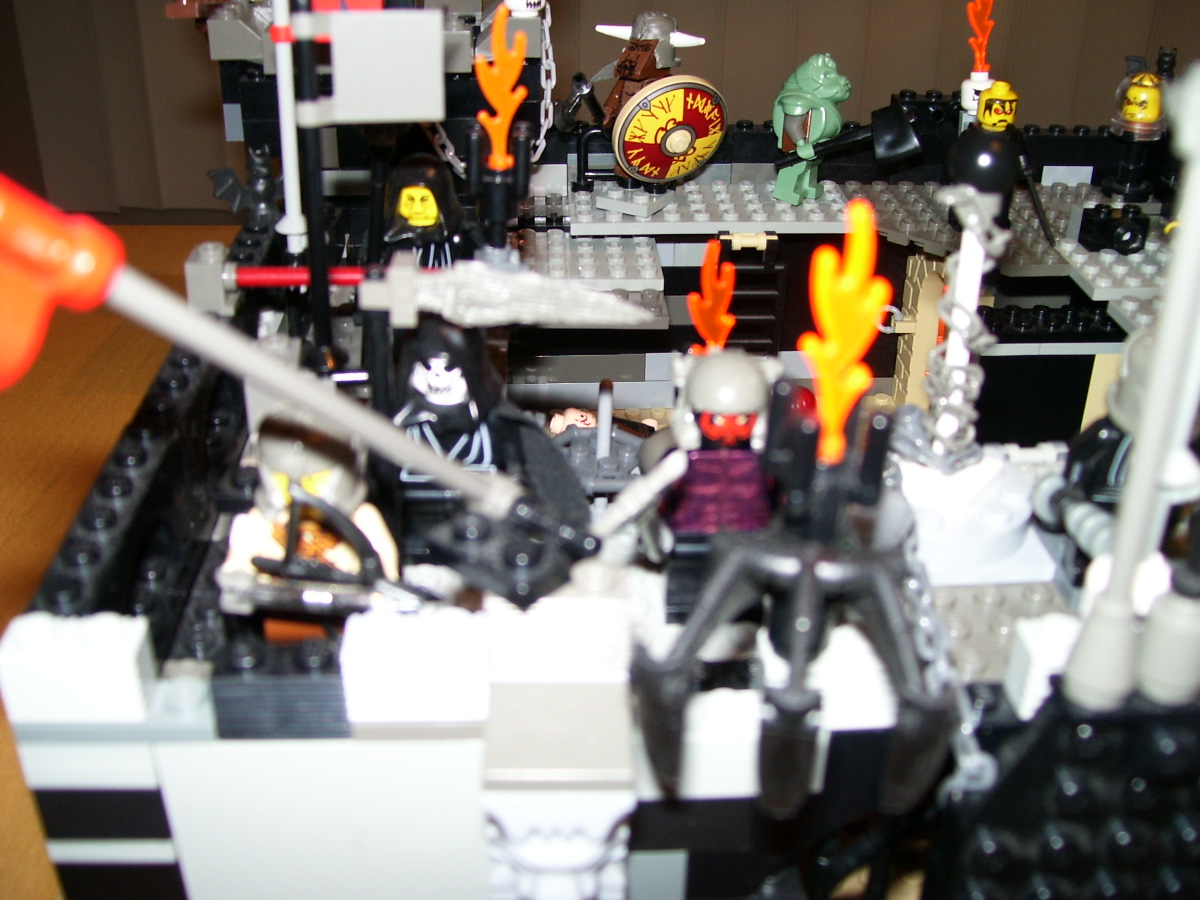 dark_castle_legos_009.jpg