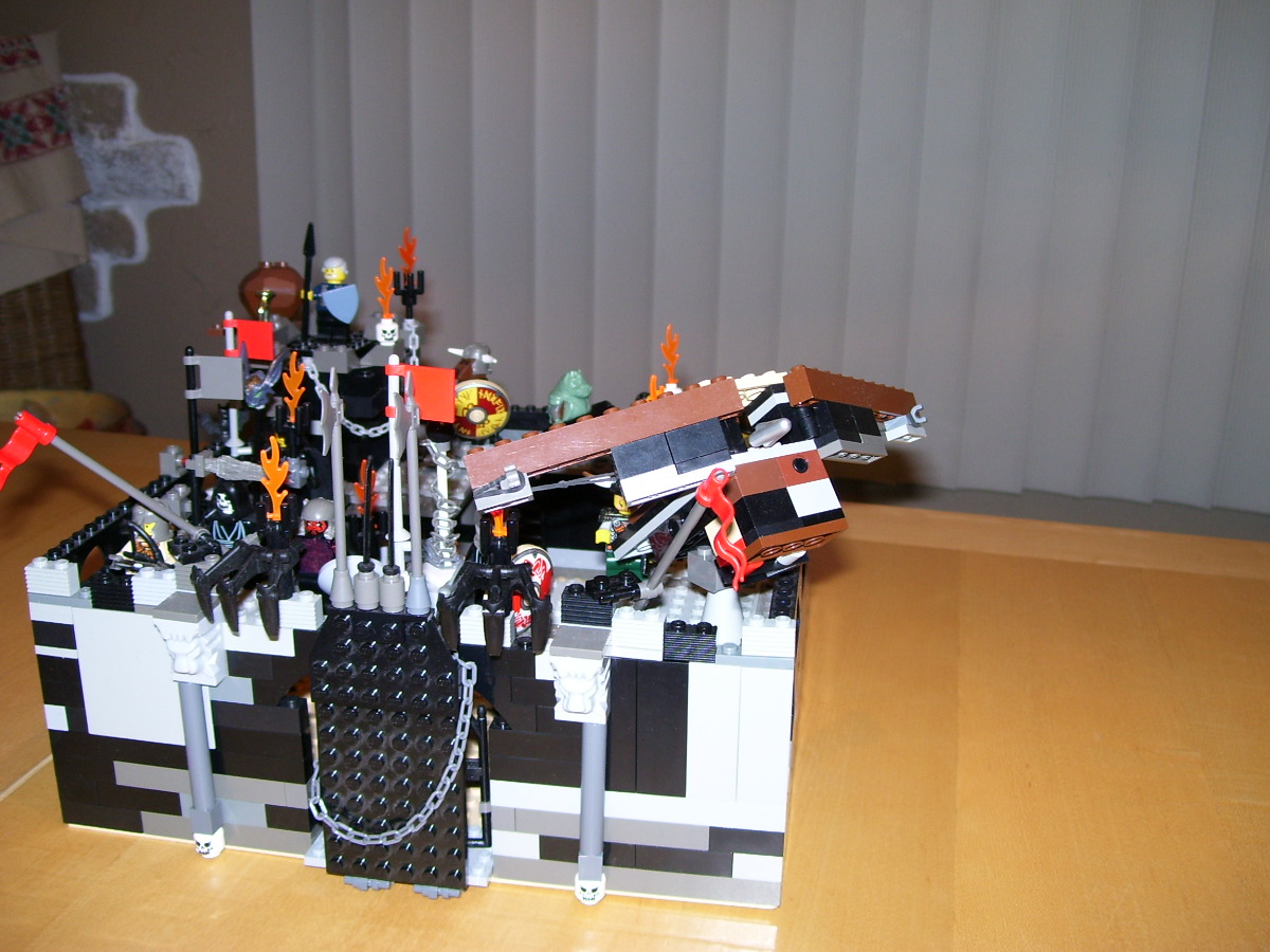 dark_castle_legos_010.jpg