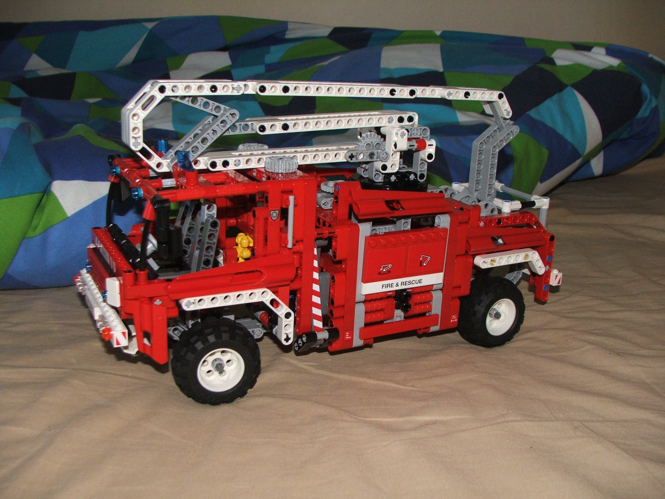 set8289.jpg