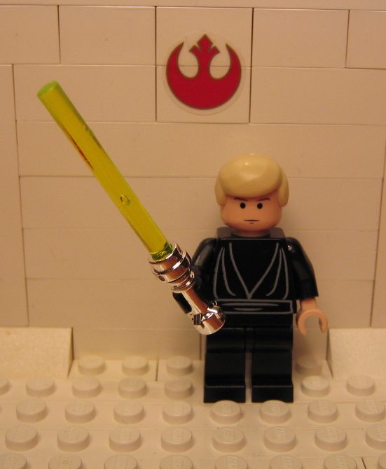 r_luke_skywalker_jedi_knight.jpg