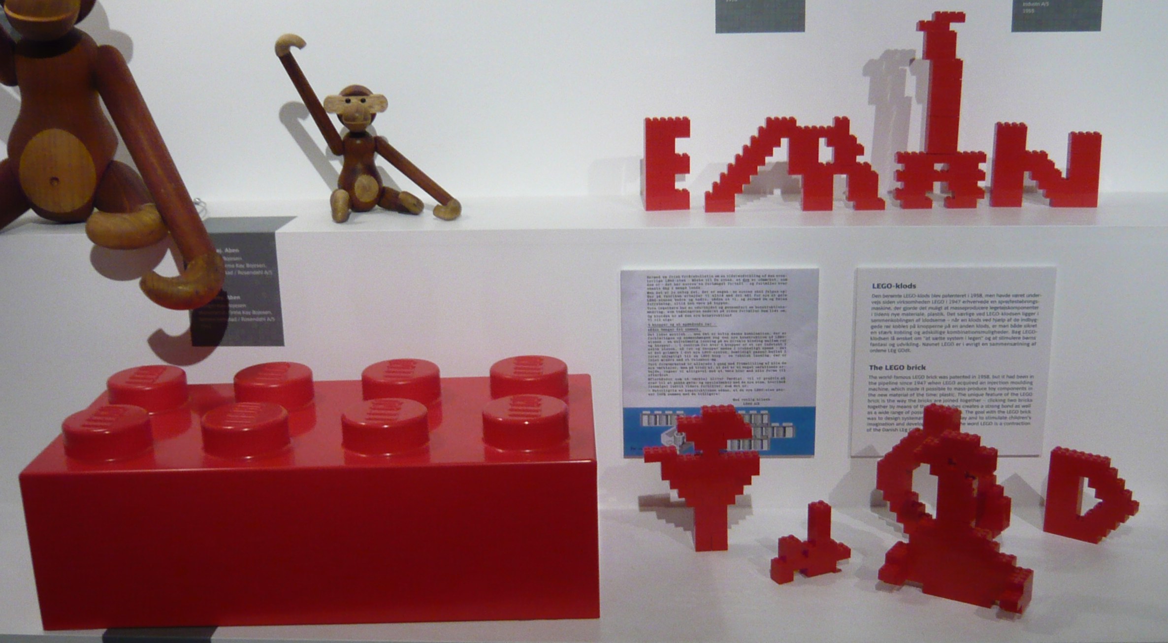 lego_dansk_design_center_detail.jpg