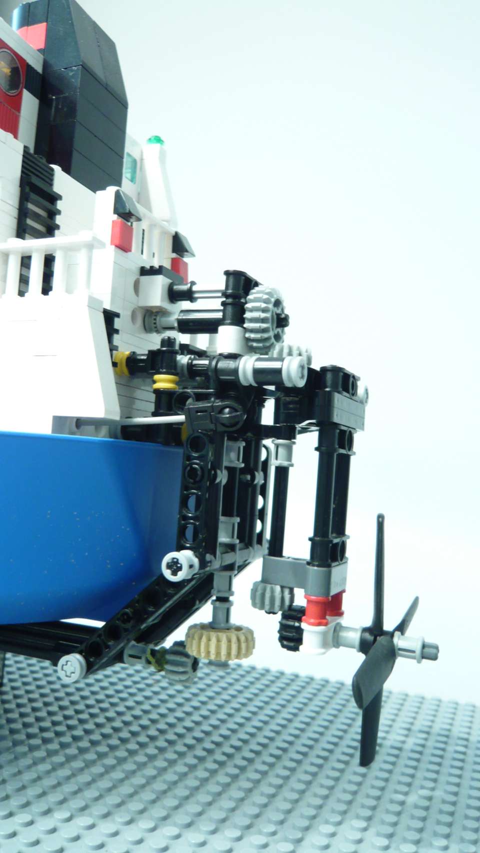 1d_lego_containership.jpg