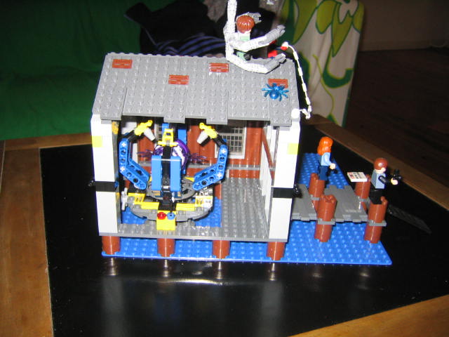 4856_c2.jpg
