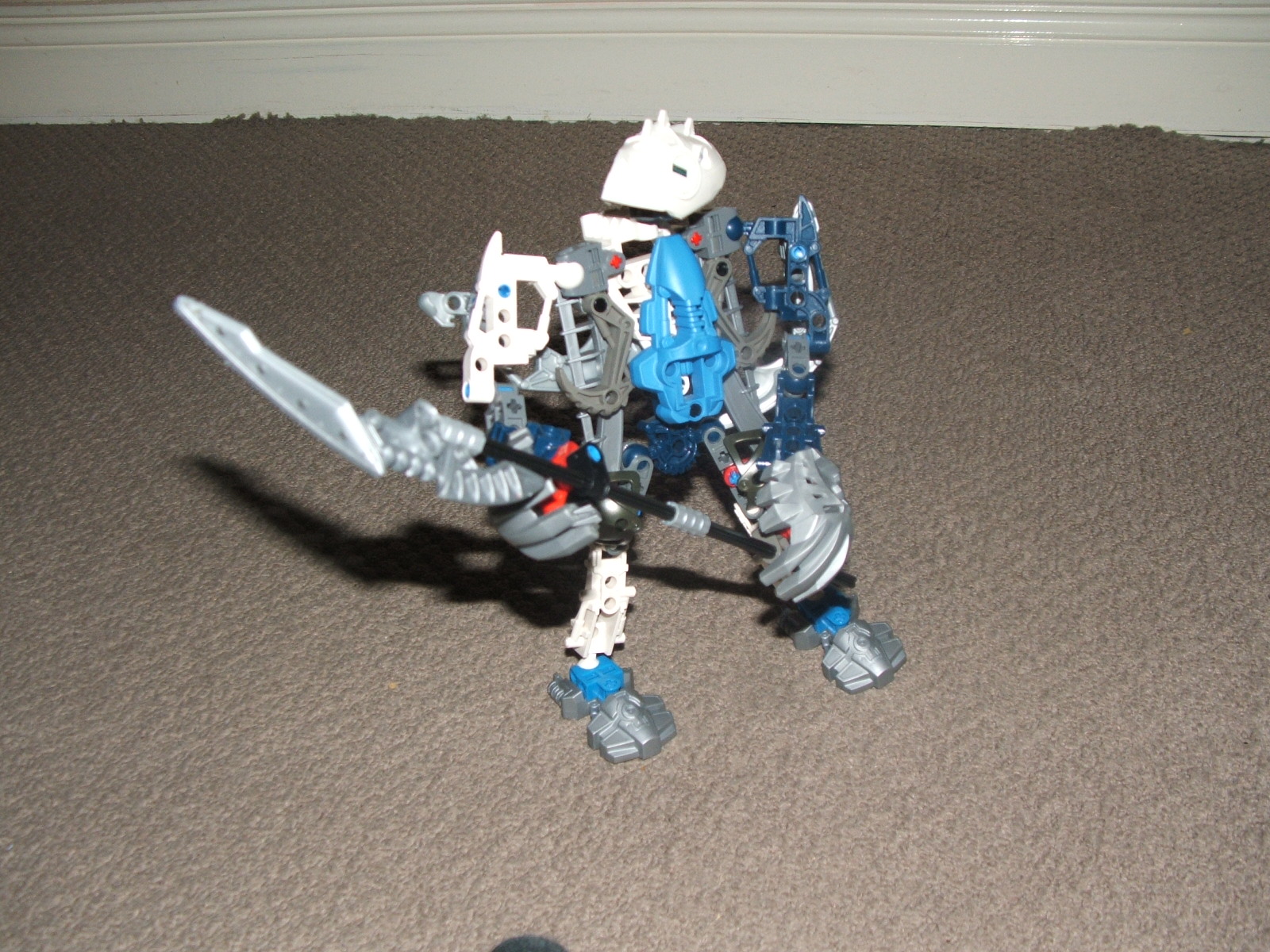 self_moc_005.jpg