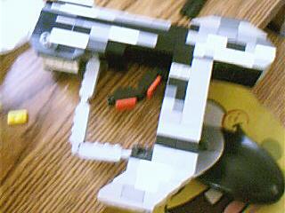 halo_lego_life_size_gun_002.jpg