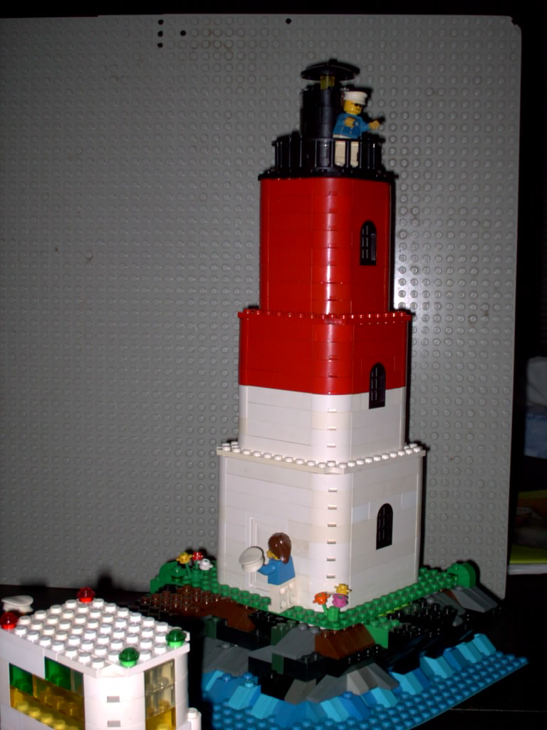 lighthouse1.jpg
