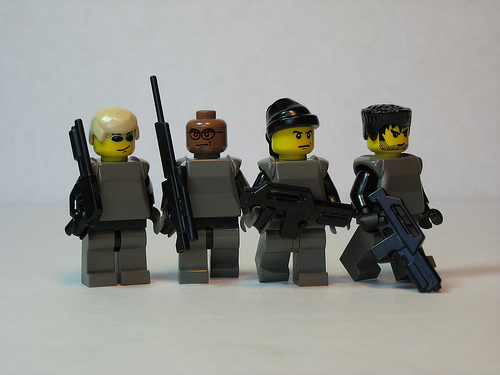 brickarms_gears_of_war.jpg