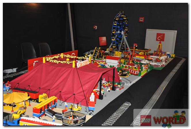 legoworld_201100007.jpg