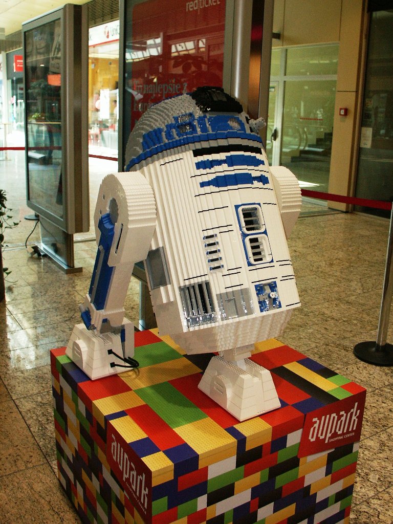 r2-d2_1.jpg