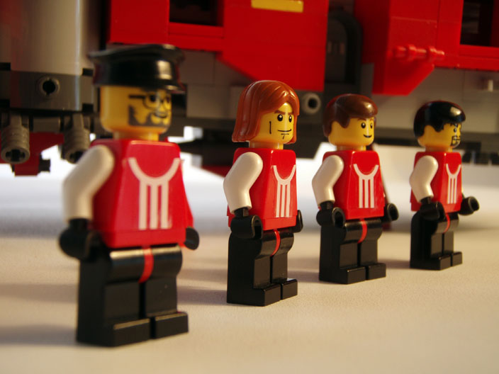 12-crew_1.jpg