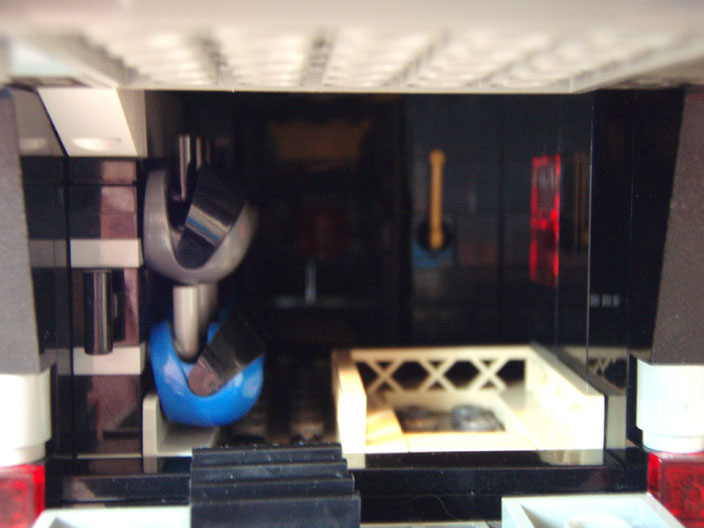 eureka_4_ship_118.jpg